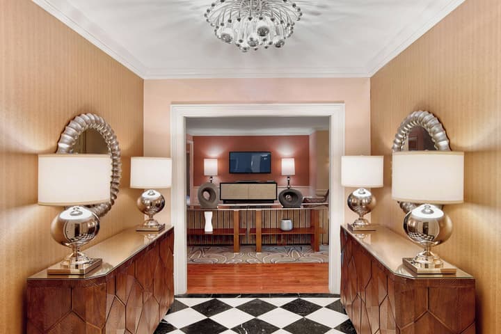 Sheraton New York Times Square Hotel