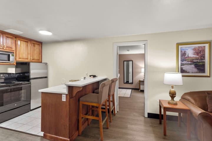 Quality Inn & Suites Green Bay Downtown