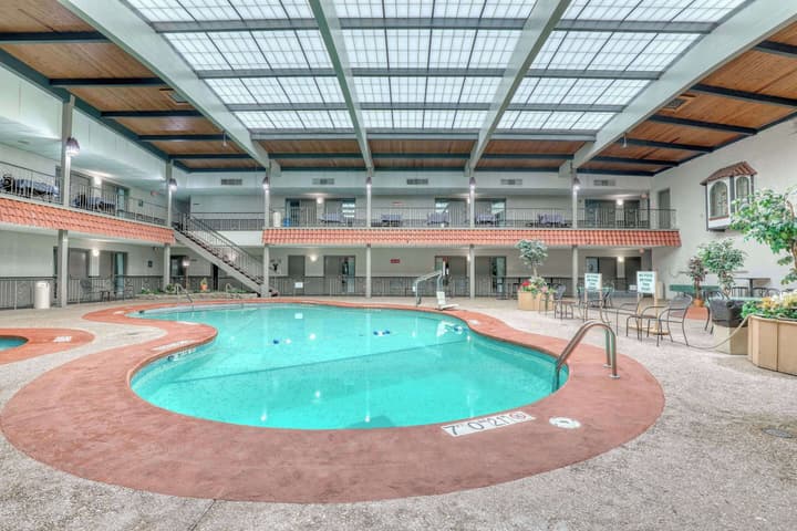 Quality Inn & Suites Green Bay Downtown