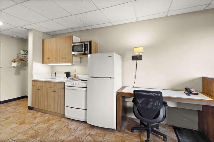 Quality Inn & Suites Green Bay Downtown
