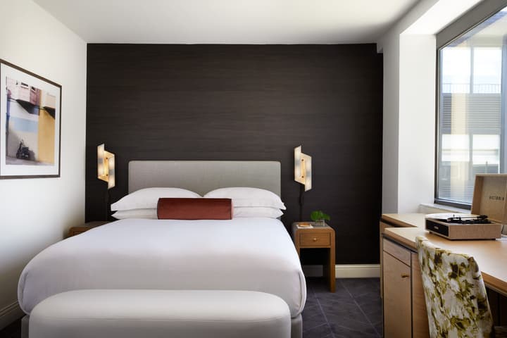 Kimpton Alton Fisherman's Wharf by IHG