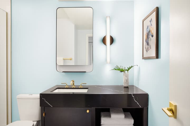 Kimpton Alton Fisherman's Wharf by IHG