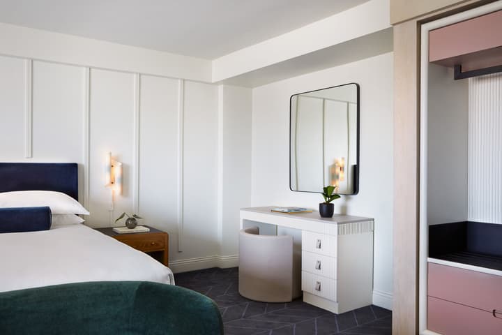 Kimpton Alton Fisherman's Wharf by IHG