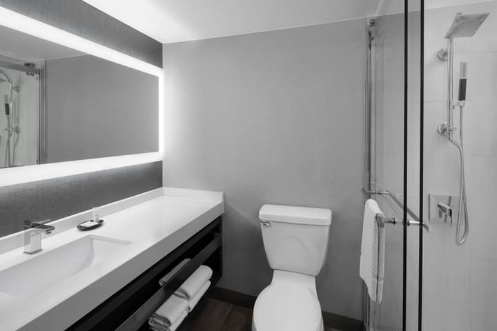 AC Hotel by Marriott Arlington National Landing