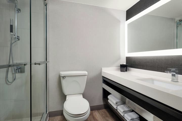 AC Hotel by Marriott Arlington National Landing