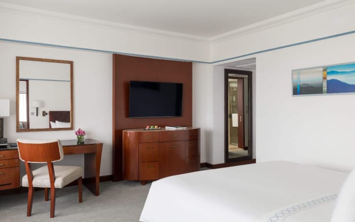 The Peninsula Manila