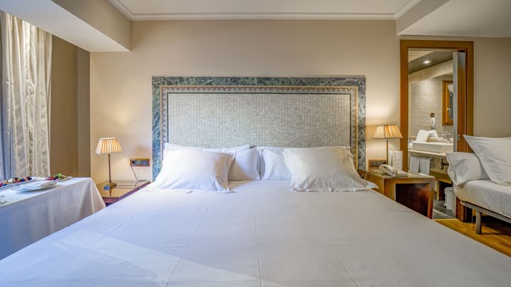 Hotel Roc Blanc & Spa
