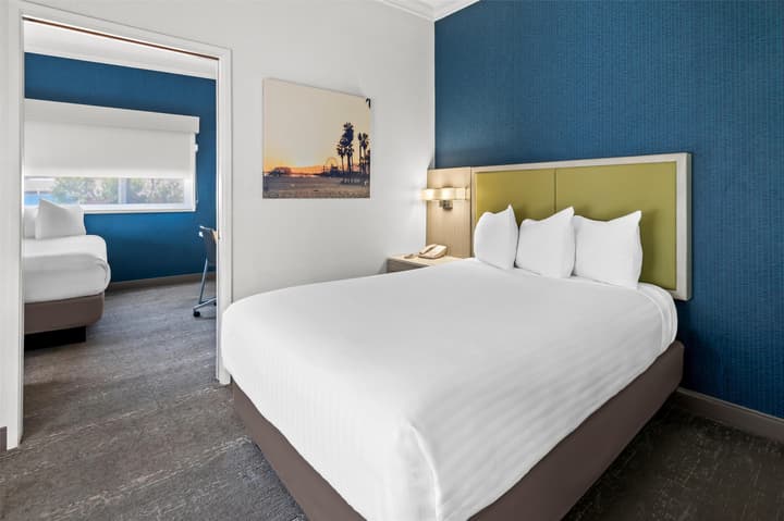 SureStay Hotel by Best Western Santa Monica