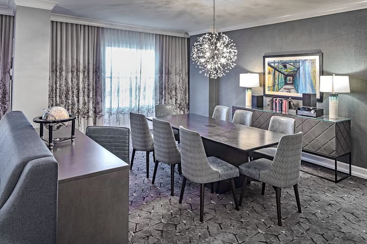 DoubleTree by Hilton Hotel Modesto