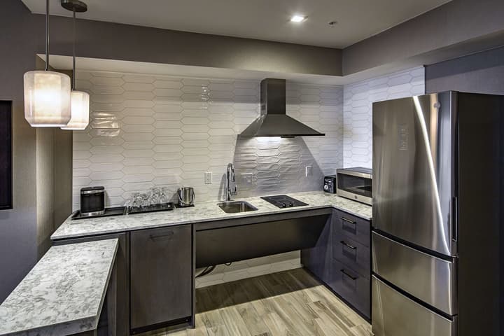 DoubleTree by Hilton Hotel Modesto