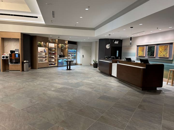 DoubleTree by Hilton Hotel Modesto