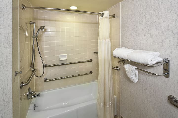 DoubleTree by Hilton Hotel Modesto