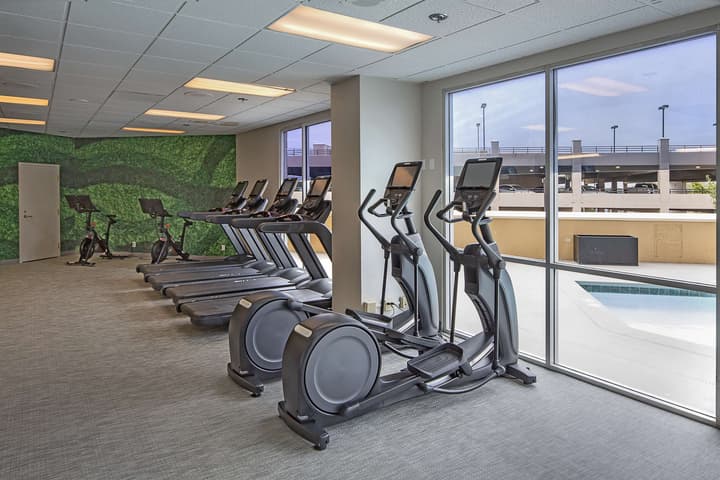 DoubleTree by Hilton Hotel Modesto