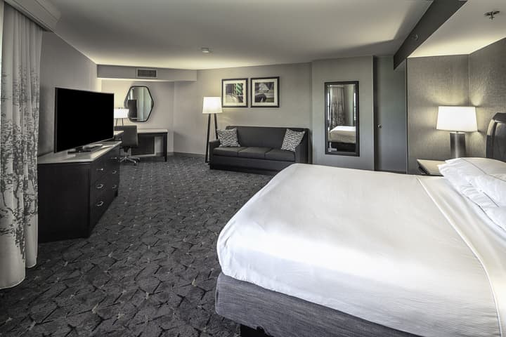 DoubleTree by Hilton Hotel Modesto