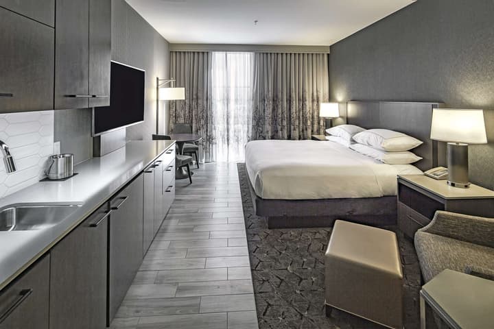 DoubleTree by Hilton Hotel Modesto