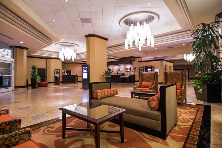 DoubleTree by Hilton Hotel Modesto