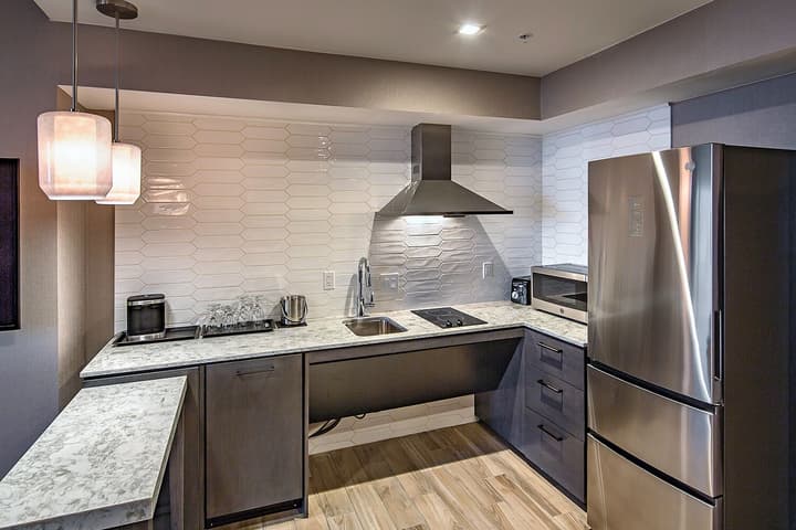 DoubleTree by Hilton Hotel Modesto
