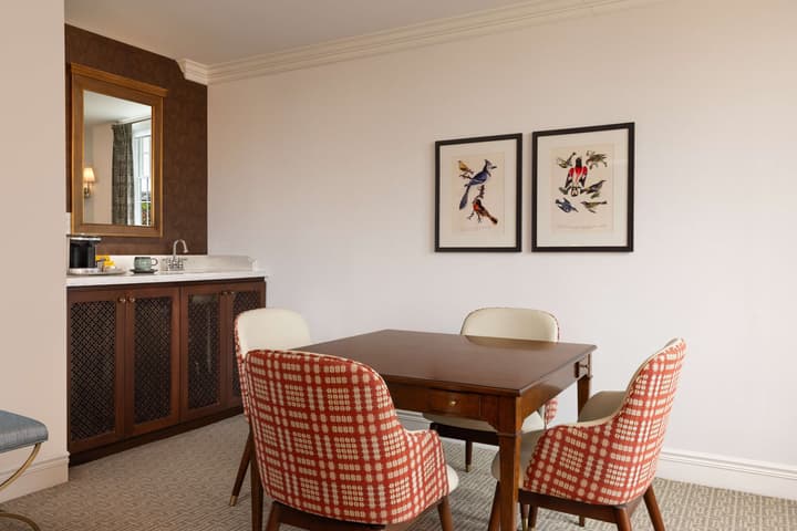 Hotel Roanoke & Conference Ctr, Curio Collection by Hilton 