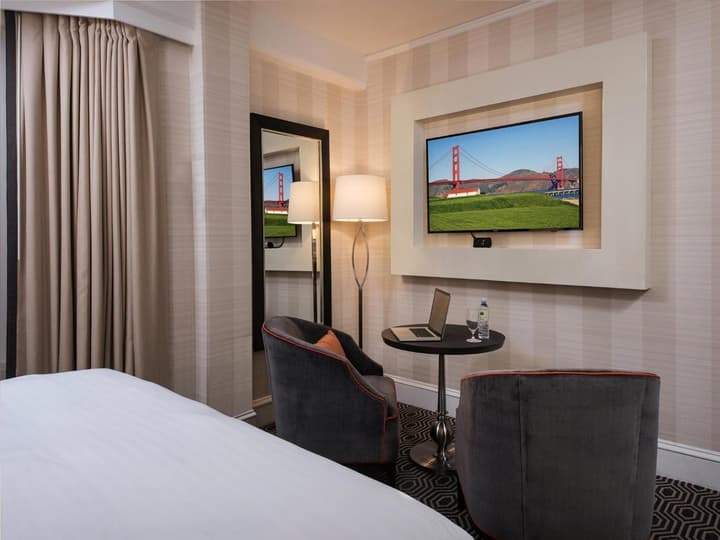 Inn At Union Square