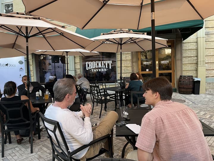 Crockett Hotel