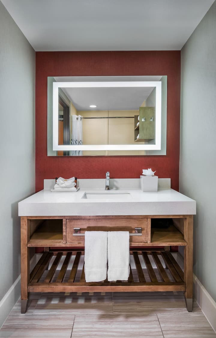 Desert Palms Hotel & Suites