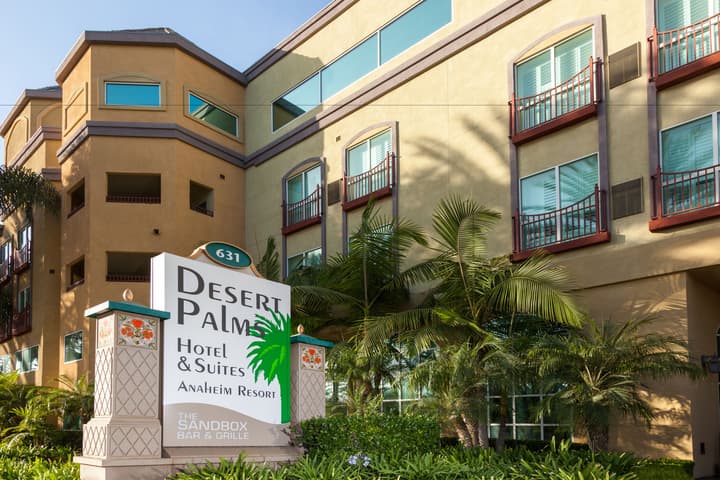 Desert Palms Hotel & Suites
