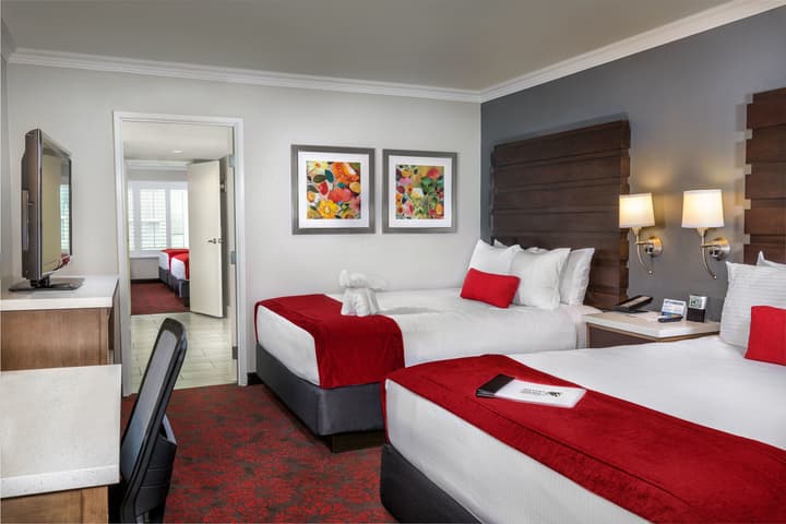 Desert Palms Hotel & Suites
