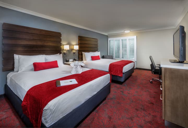 Desert Palms Hotel & Suites