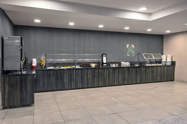 Desert Palms Hotel & Suites