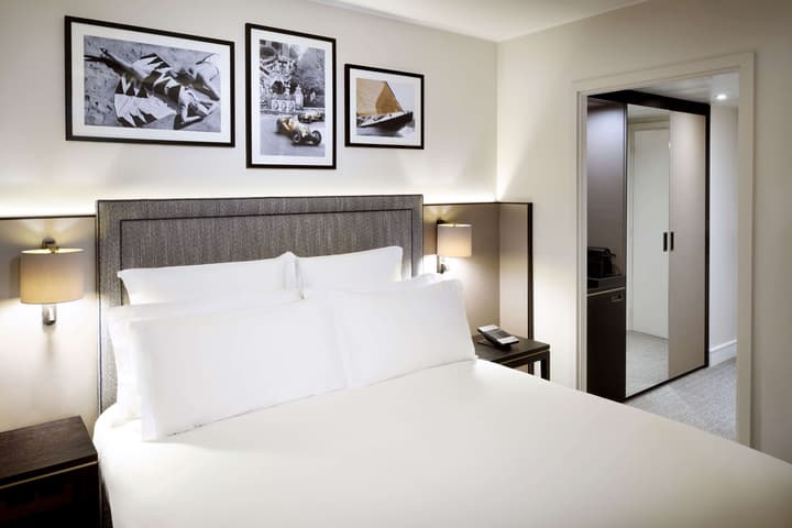 Columbus Hotel Monte-Carlo, Curio Collection by Hilton