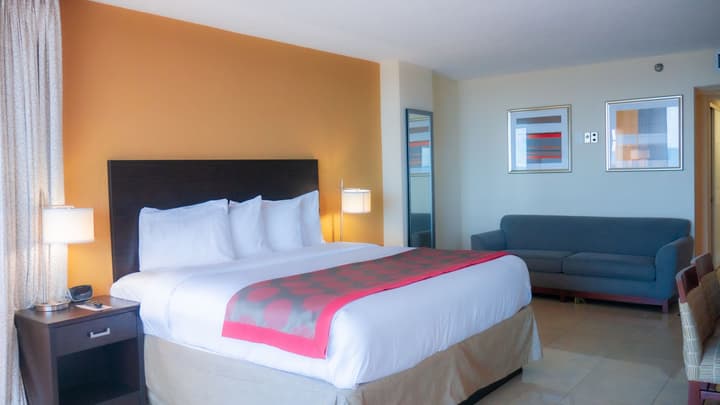 Ramada Plaza by Wyndham Marco Polo Beach Resort