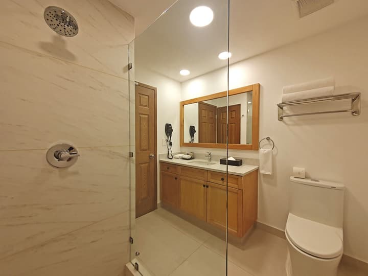 Paradise Village Beach Resort and Spa