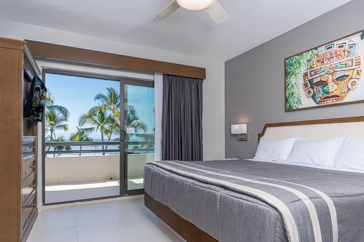 Paradise Village Beach Resort and Spa