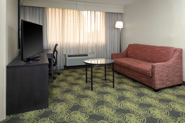 Hilton Garden Inn Reagan National Airport