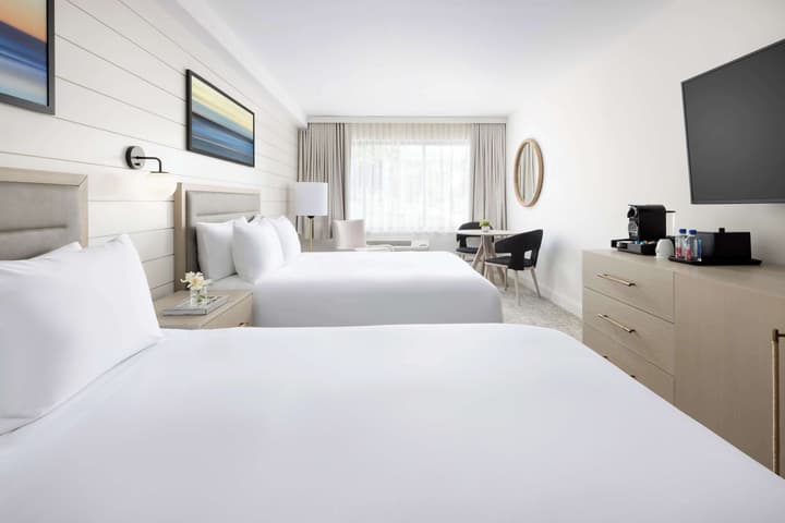 The Pell - Part of JdV by Hyatt