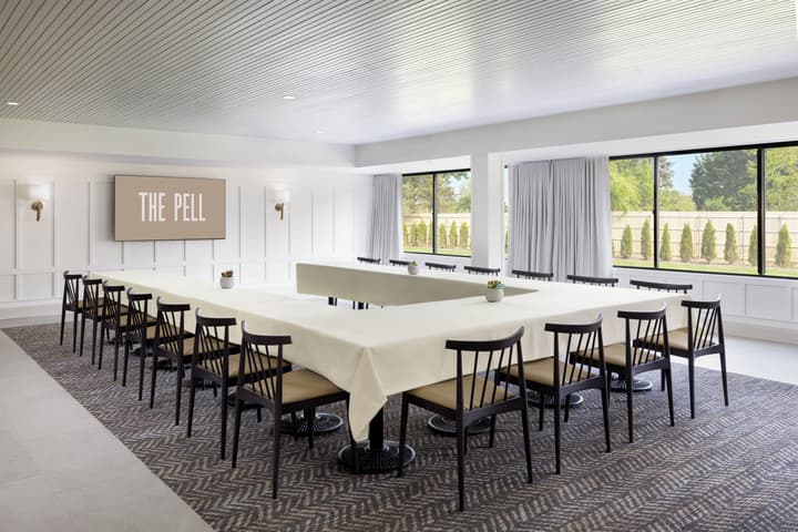 The Pell - Part of JdV by Hyatt