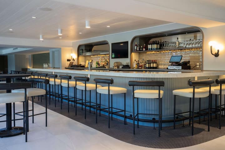 The Pell - Part of JdV by Hyatt