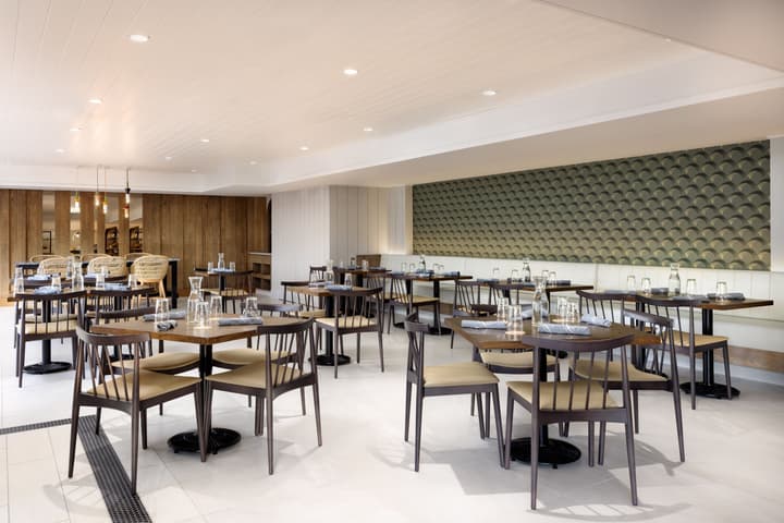 The Pell - Part of JdV by Hyatt