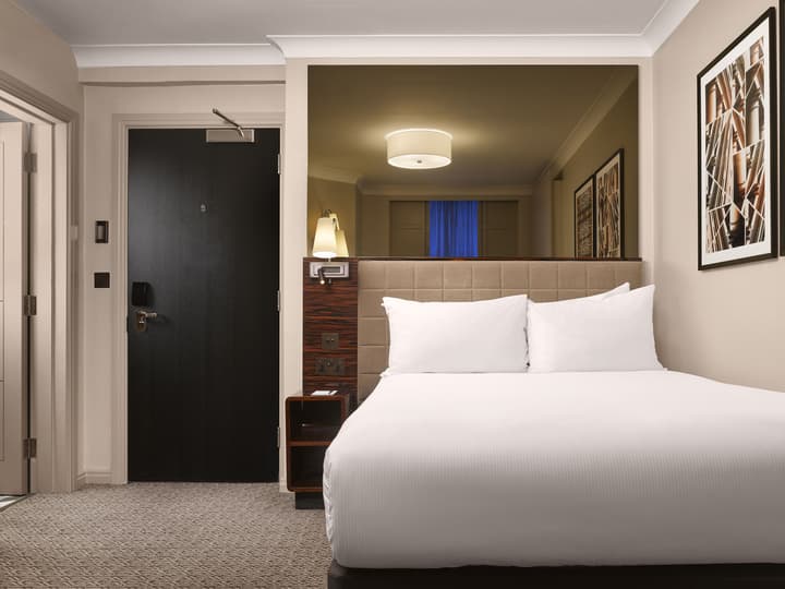 Strand Palace Hotel