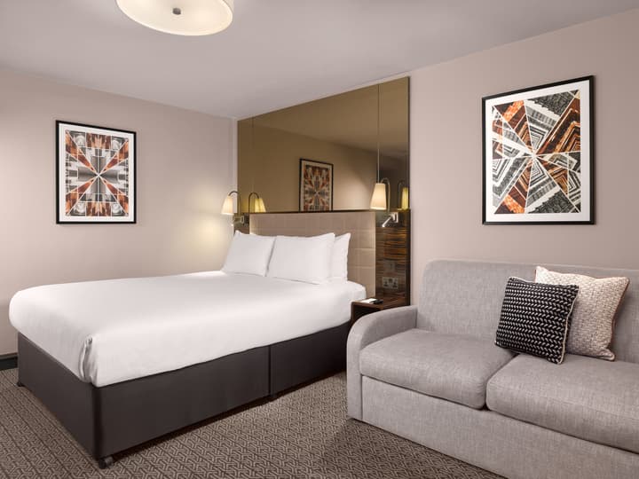 Strand Palace Hotel