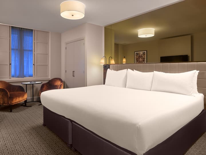 Strand Palace Hotel