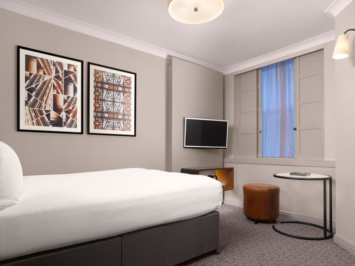 Strand Palace Hotel