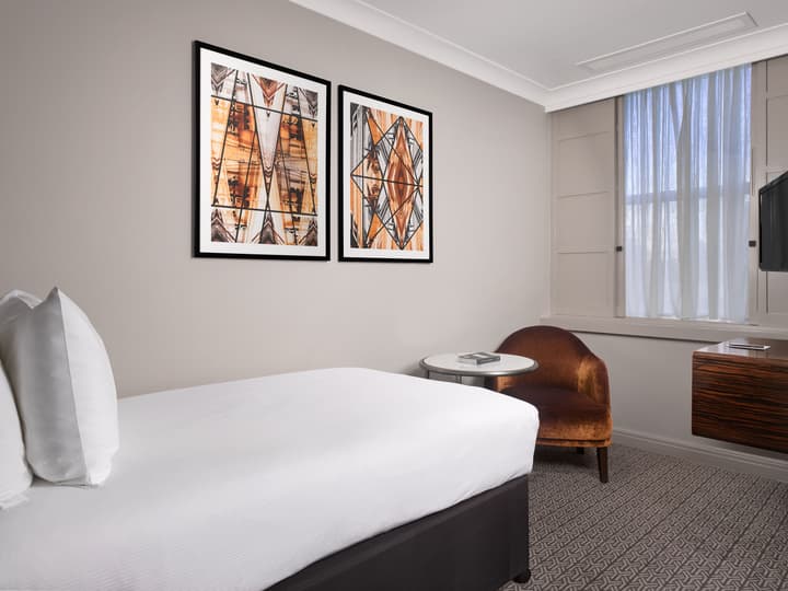 Strand Palace Hotel