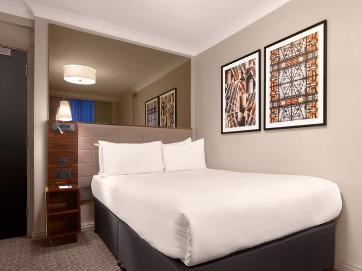 Strand Palace Hotel