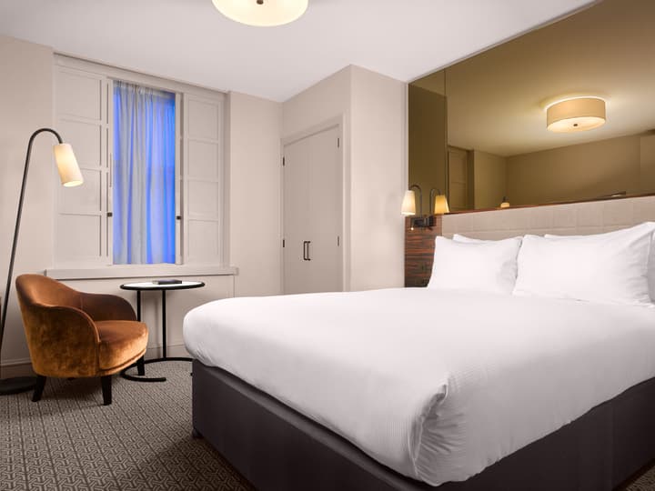 Strand Palace Hotel