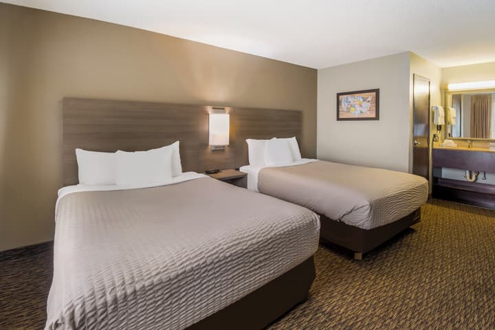Econo Lodge Duluth near Miller Hill Mall