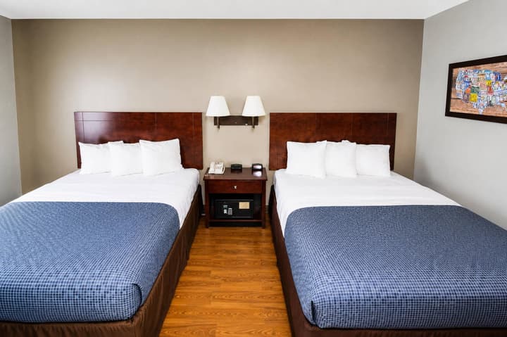 Econo Lodge Duluth near Miller Hill Mall