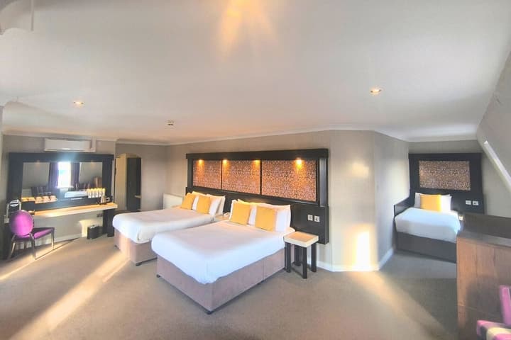 Flannery's Hotel Galway