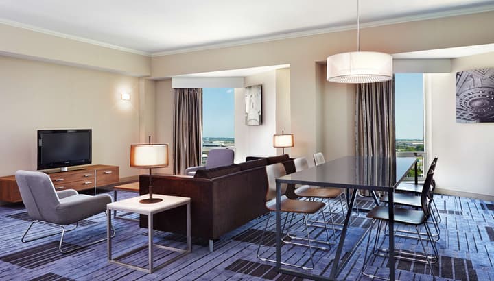Hilton Newark Airport