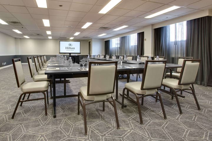 Hilton Newark Airport